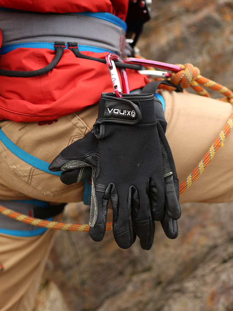 Buitenhandschoenen Bergafwaart - Outdoor Adventure Training recensie en prijs